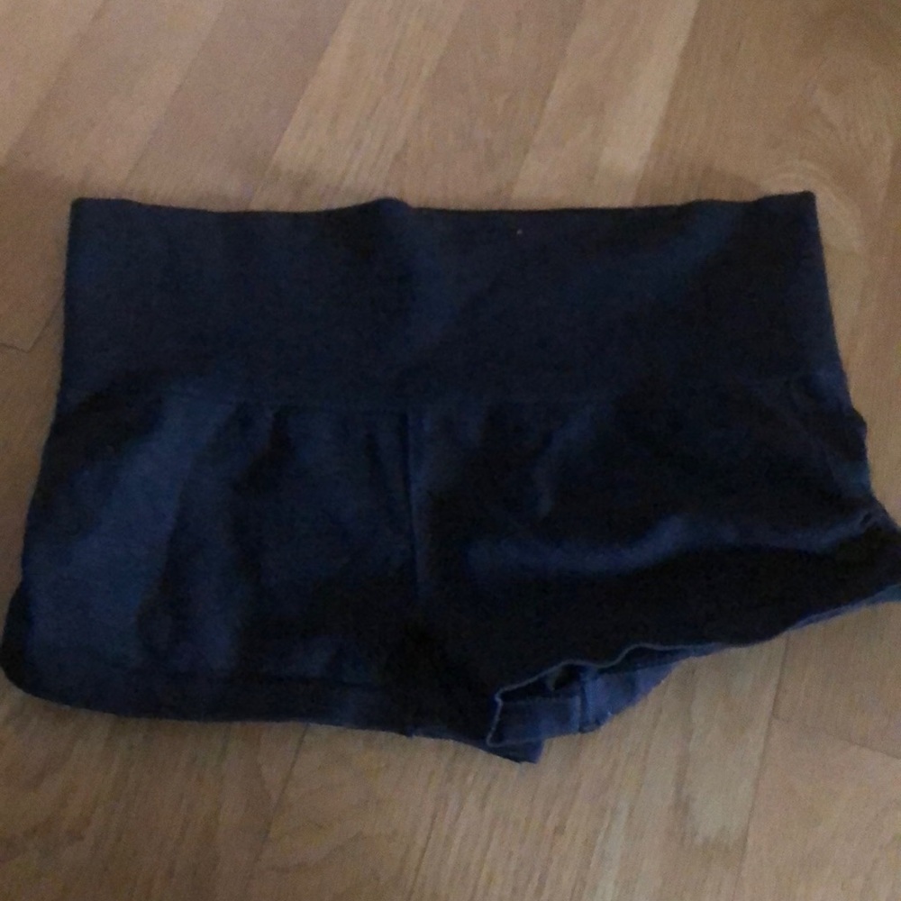 Lululemon booty shorts
